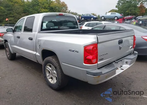 2010 Dodge Dakota Bighorn/Lonestar z USA, uszkodzony, nr VIN 1D7CW3GKXAS225851
